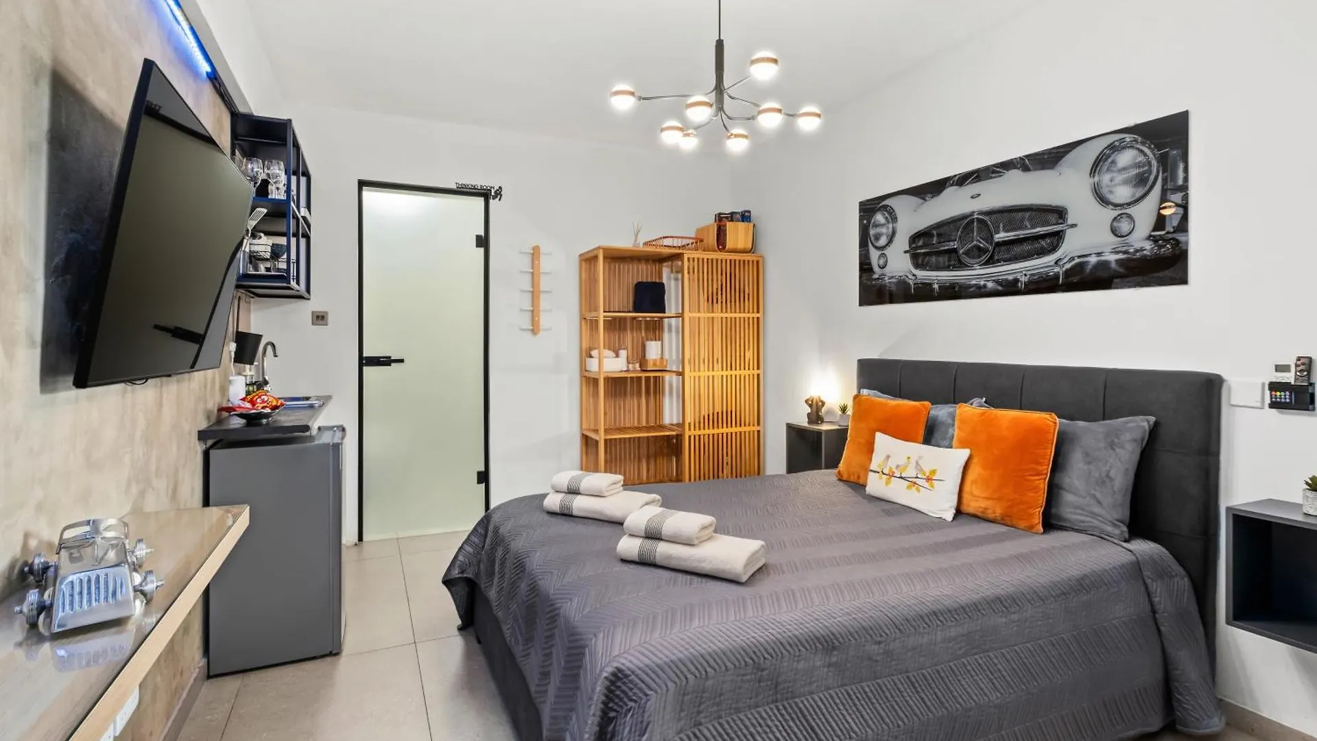 Fat Cow Apartments Larnaca 0*,
